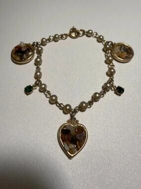 Vintage Faux Pearl Charm Bracelet Gemstone Resin Heart Green Rhinestone 6.25”